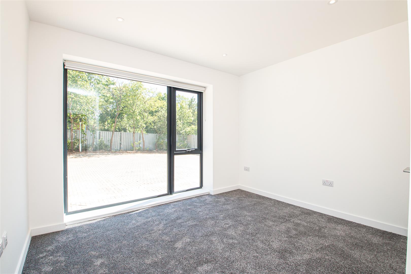 Silbury Boulevard, Milton Keynes